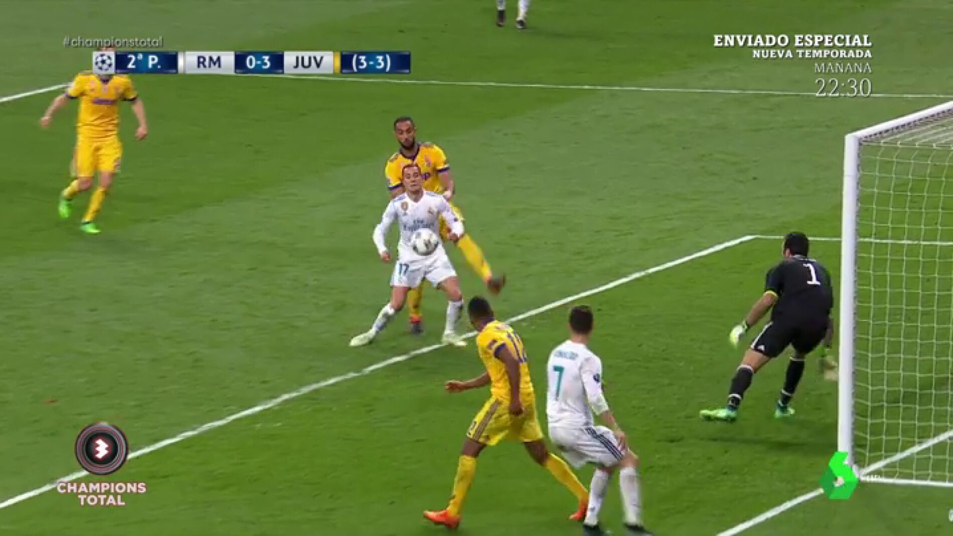 Pol&eacute;mica mundial: &iquest;hay penalti de Benatia a Lucas V&aacute;zquez en el minuto 93?