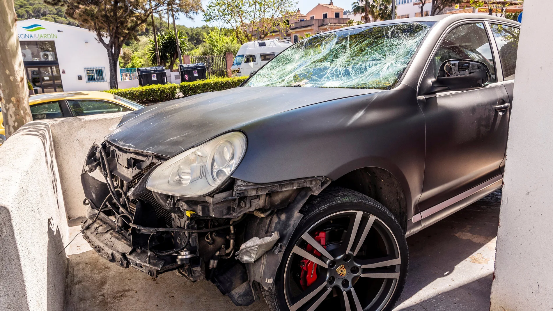 Imagen del coche que atropelló a los ciclistas Imagen del coche que atropelló a los ciclistas