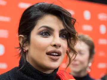 La actriz Priyanka Chopra en una de sus últimas apariciones públicas La actriz Priyanka Chopra en una de sus últimas apariciones públicas