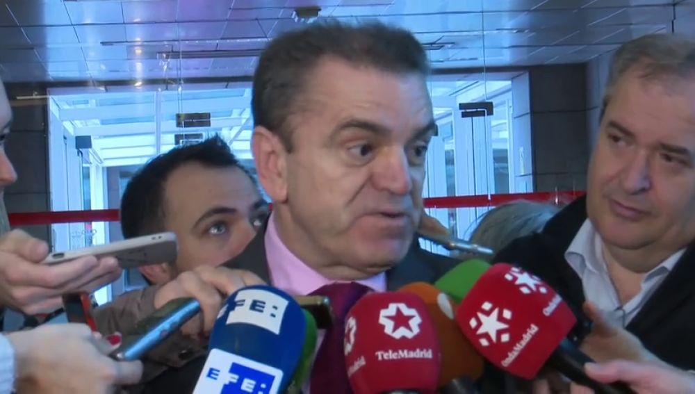 El secretario general del PSOE-M admite una irregularidad en su CV durante "unos años" porque no es licenciado en Matemáticas
