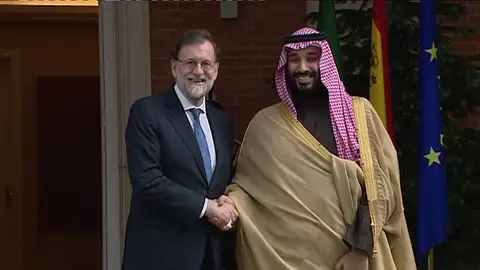 Mariano Rajoy recibe al príncipe heredero saudí en su visita a España Mariano Rajoy recibe al príncipe heredero saudí en su visita a España