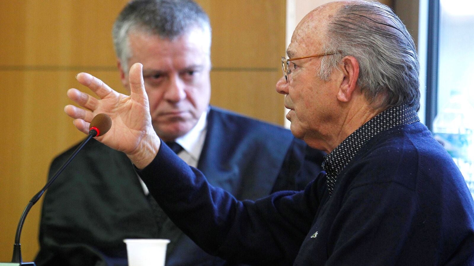 Recogen firmas para evitar que el anciano que mató al hombre que entró a robar a su domicilio entre en prisión