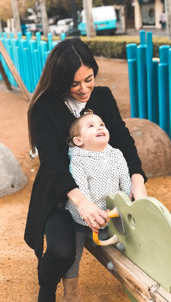 ¡Disfrutando con la pequeña!