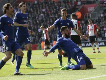 Giroud celebra un gol Giroud celebra un gol