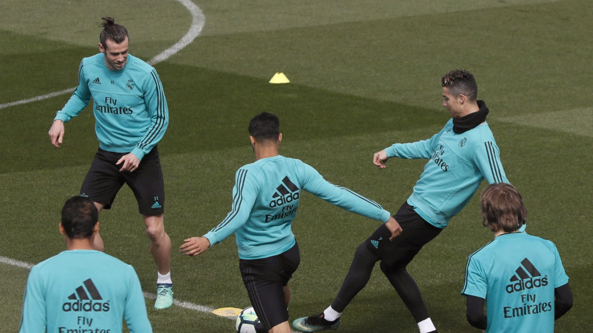 Ronaldo y Bale, en un entrenamiento del Real Madrid Ronaldo y Bale, en un entrenamiento del Real Madrid