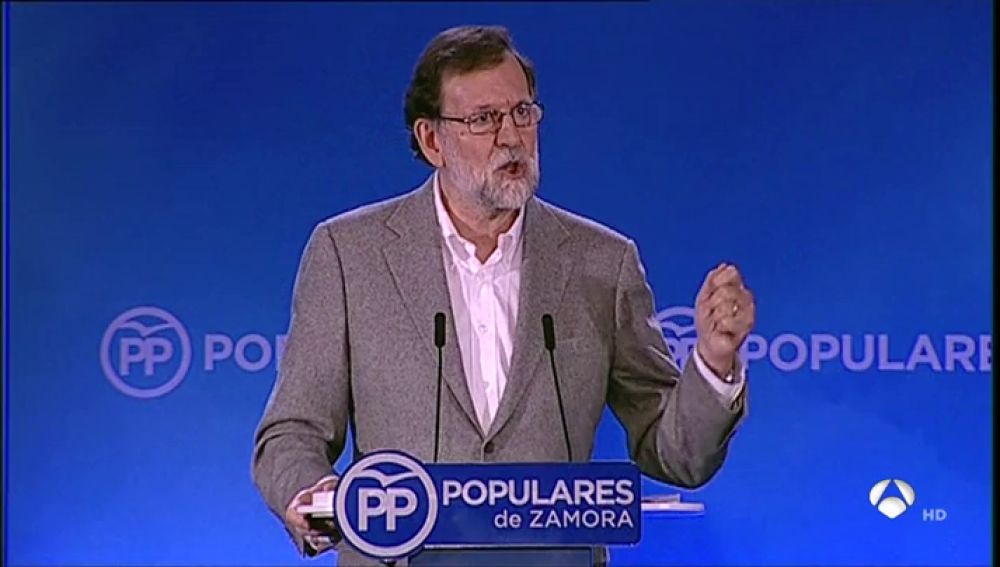 Rajoy anuncia la ampliación de un año más de la tarifa plana de autónomos en pequeños municipios
