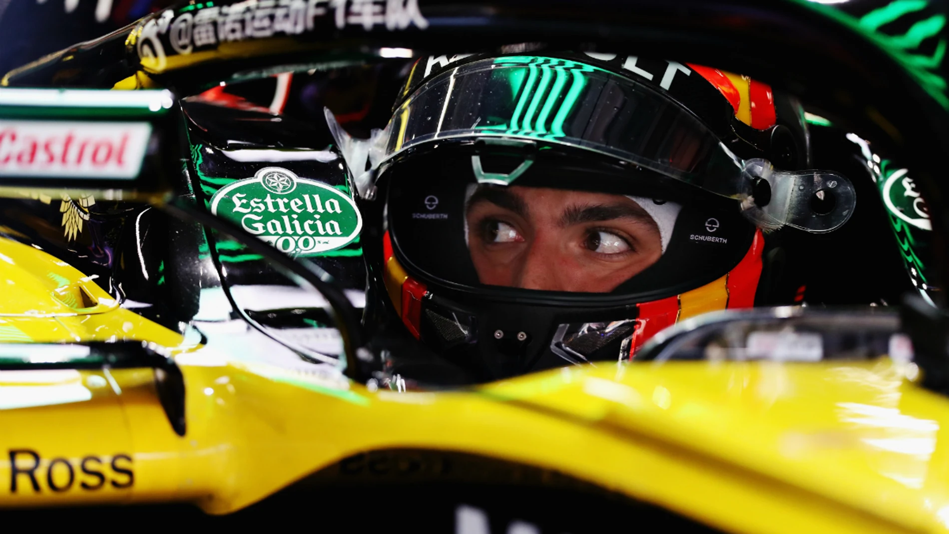 Carlos Sainz, en el cockpit de su Renault