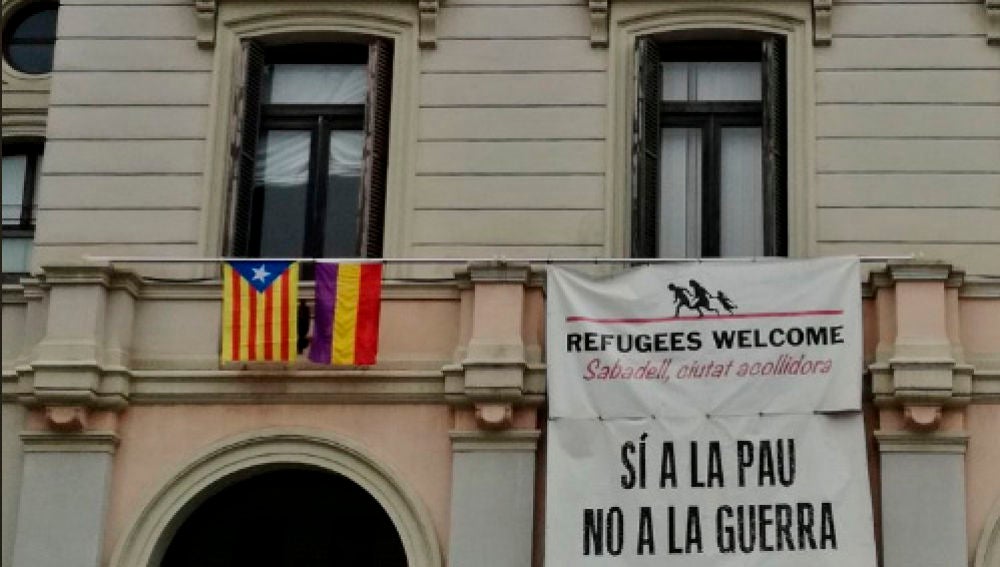 La estelada, en el Ayuntamiento de Sabadell