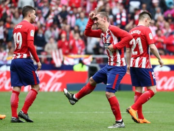 Griezmann celebra un gol con el Atlético