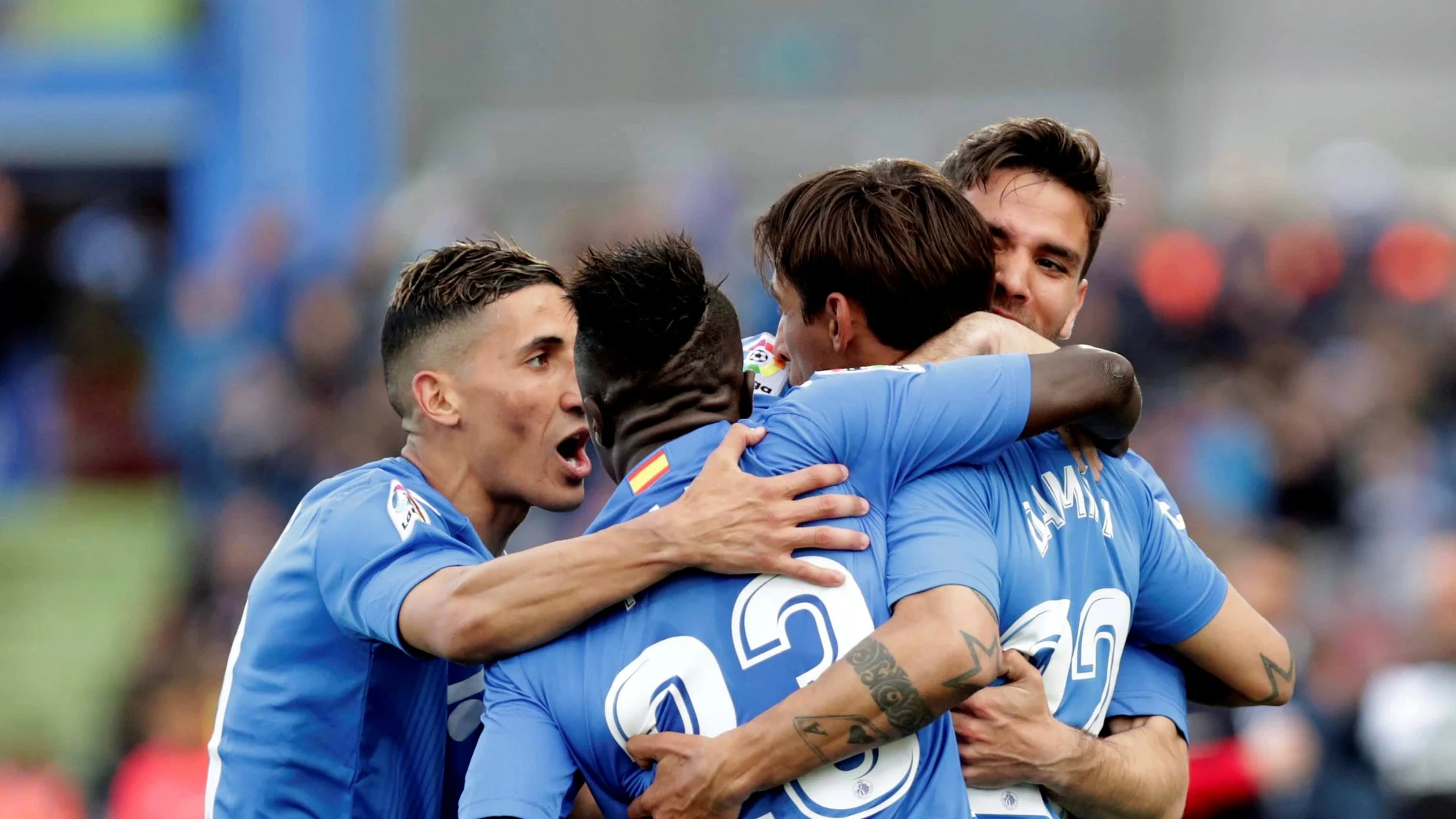 Los jugadores del Getafe celebran el golazo de Damián Suárez Los jugadores del Getafe celebran el golazo de Damián Suárez