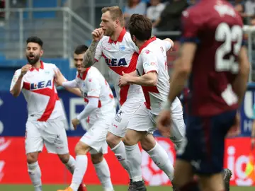 Guidetti celebra un gol con el Alavés Guidetti celebra un gol con el Alavés