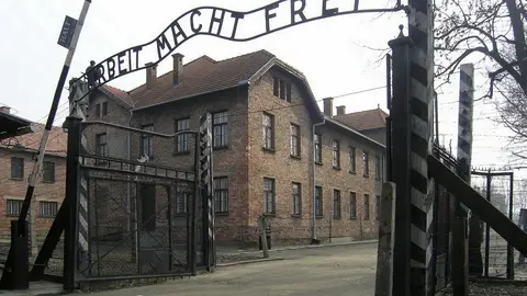 Auschwitz Auschwitz
