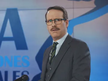 El Ministro Ocaña rompe las reglas del debate con la declaración de amor de Rafita El Ministro Ocaña rompe las reglas del debate con la declaración de amor de Rafita