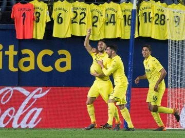 Víctor Ruiz celebra su gol contra el Leganés