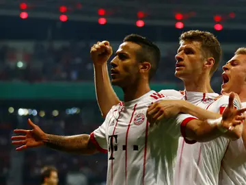 Thiago celebra su gol contra el Leverkusen Thiago celebra su gol contra el Leverkusen