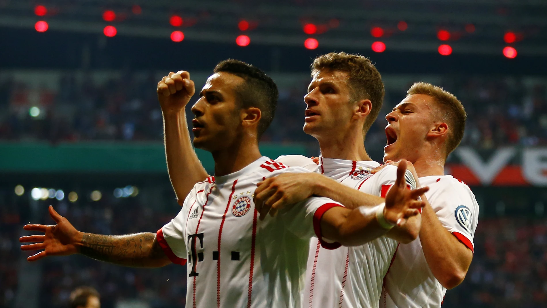 Thiago celebra su gol contra el Leverkusen Thiago celebra su gol contra el Leverkusen