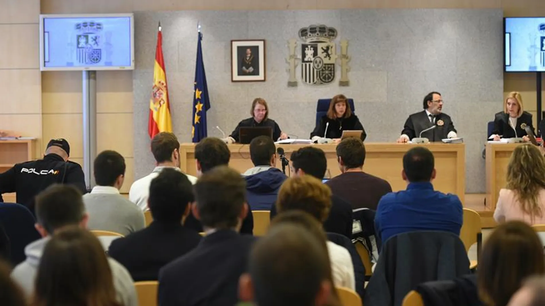 Juicio por la agresión a guardias civiles en Alsasua Juicio por la agresión a guardias civiles en Alsasua