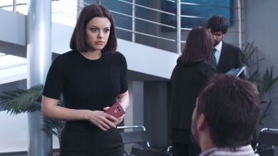 Berta se lleva un gran chasco al descubrir quién era RC, su nuevo ligue