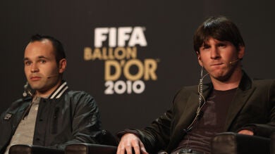 'France Football' se disculpa con Iniesta por no haberle dado el Balón de Oro: 