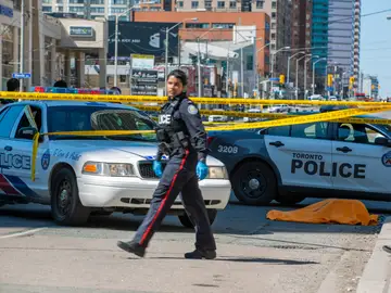 Imagen de un Policía en Toronto Imagen de un Policía en Toronto