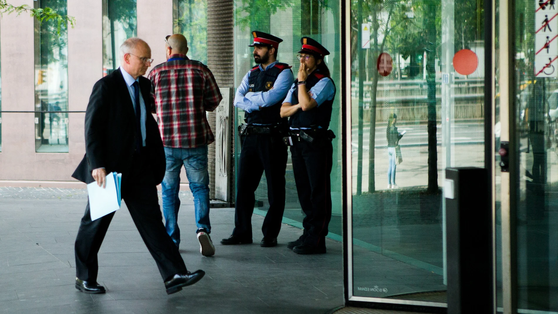 El exdirector general de UNIPOST, Pau Raventós, llega a la Ciutat de la Justicia El exdirector general de UNIPOST, Pau Raventós, llega a la Ciutat de la Justicia