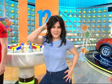 Gemita conquista el plató de 'La ruleta de la suerte' con esta imitación de Shakira Gemita conquista el plató de 'La ruleta de la suerte' con esta imitación de Shakira