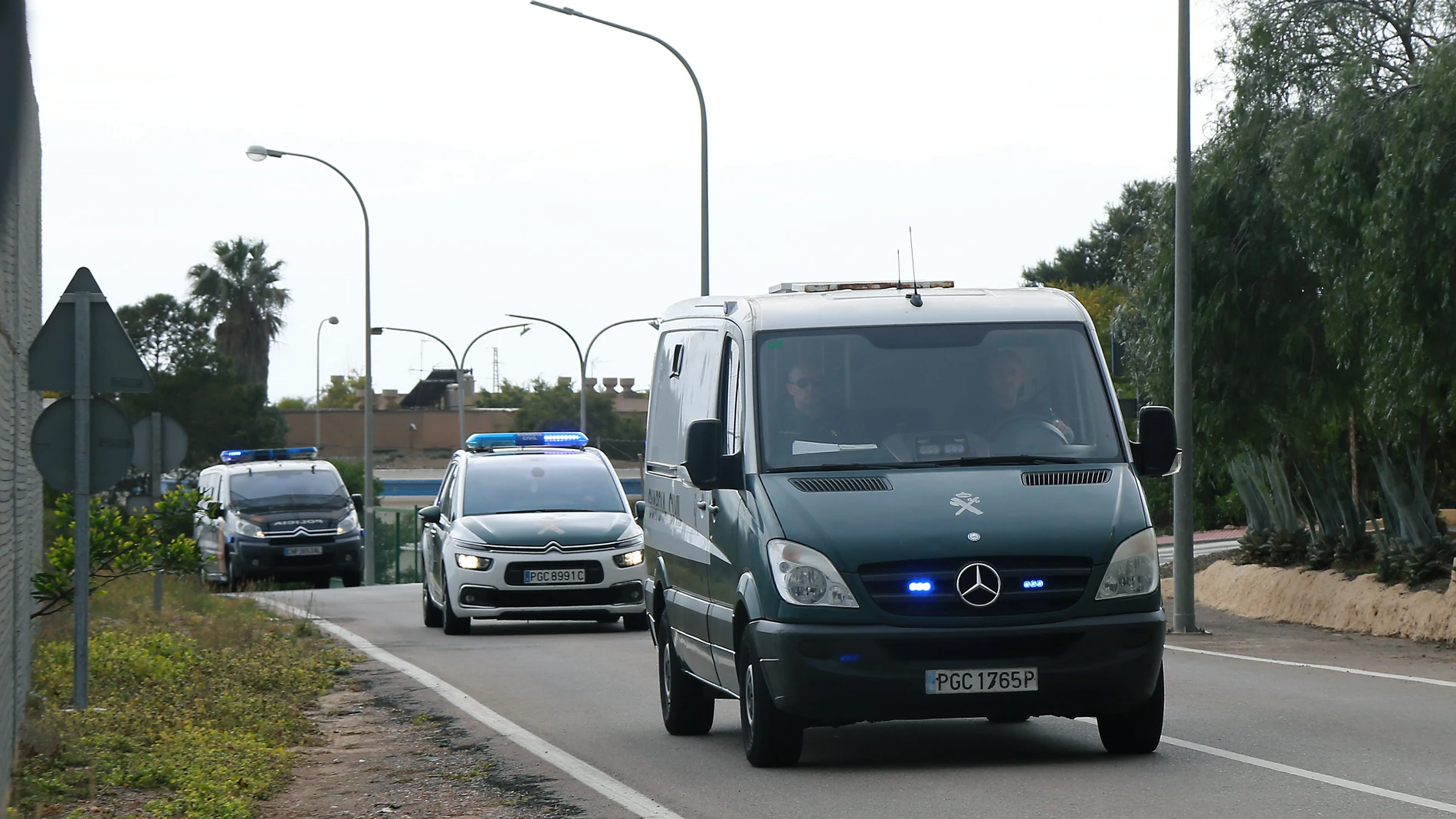 Un furgón policial traslada a Ana Julia Quezada Un furgón policial traslada a Ana Julia Quezada