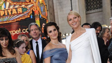 Penélope Cruz y Gwyneth Paltrow en los Oscar 2012