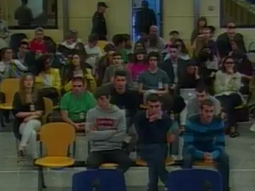 La novia del teniente agredido en Alsasua: "En el juicio me van a comer" La novia del teniente agredido en Alsasua: "En el juicio me van a comer"