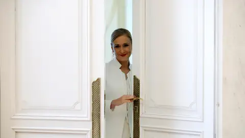 Cristina Cifuentes, tras la rueda de prensa ofrecida hoy. Cristina Cifuentes, tras la rueda de prensa ofrecida hoy.