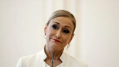 Cristina Cifuentes en el momento de presentar su dimisión Cristina Cifuentes en el momento de presentar su dimisión