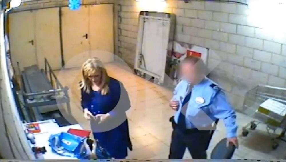 VÍDEO: Acusan a Cristina Cifuentes de robar en un supermercado en 2011