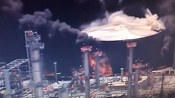 Explosión en una refinería de Wisconsin en EE.UU.