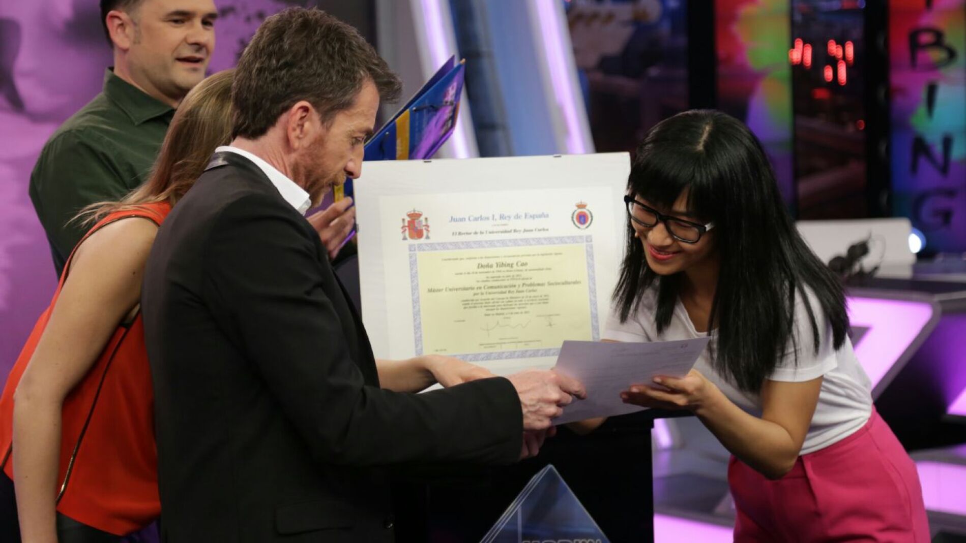 Yibing ense&ntilde;a su m&aacute;ster en 'El Hormiguero 3.0'