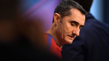 Valverde, antes de la rueda de prensa