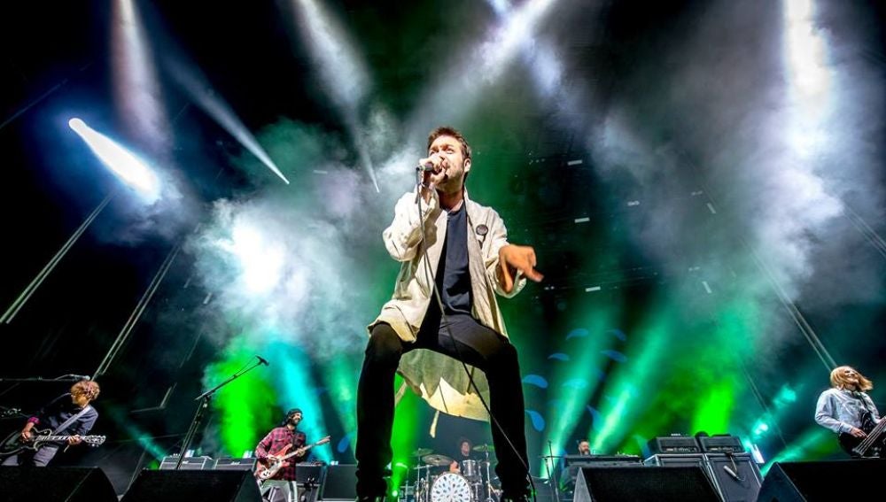 Kasabian en el Warm UP