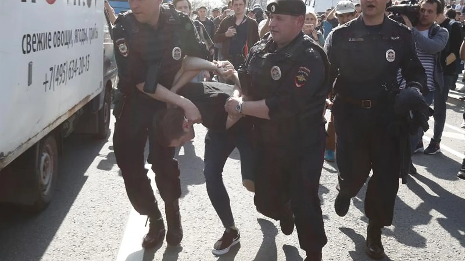 El opositor Alexei Navalni, detenido en Moscú El opositor Alexei Navalni, detenido en Moscú