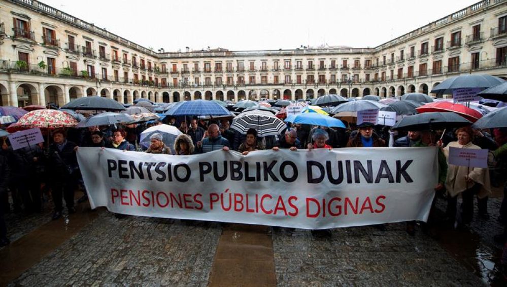 Fotografía de archivo de una manifestación por las pensiones