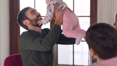 El feliz y accidentado reencuentro de Iñaki con su hija Elaia
