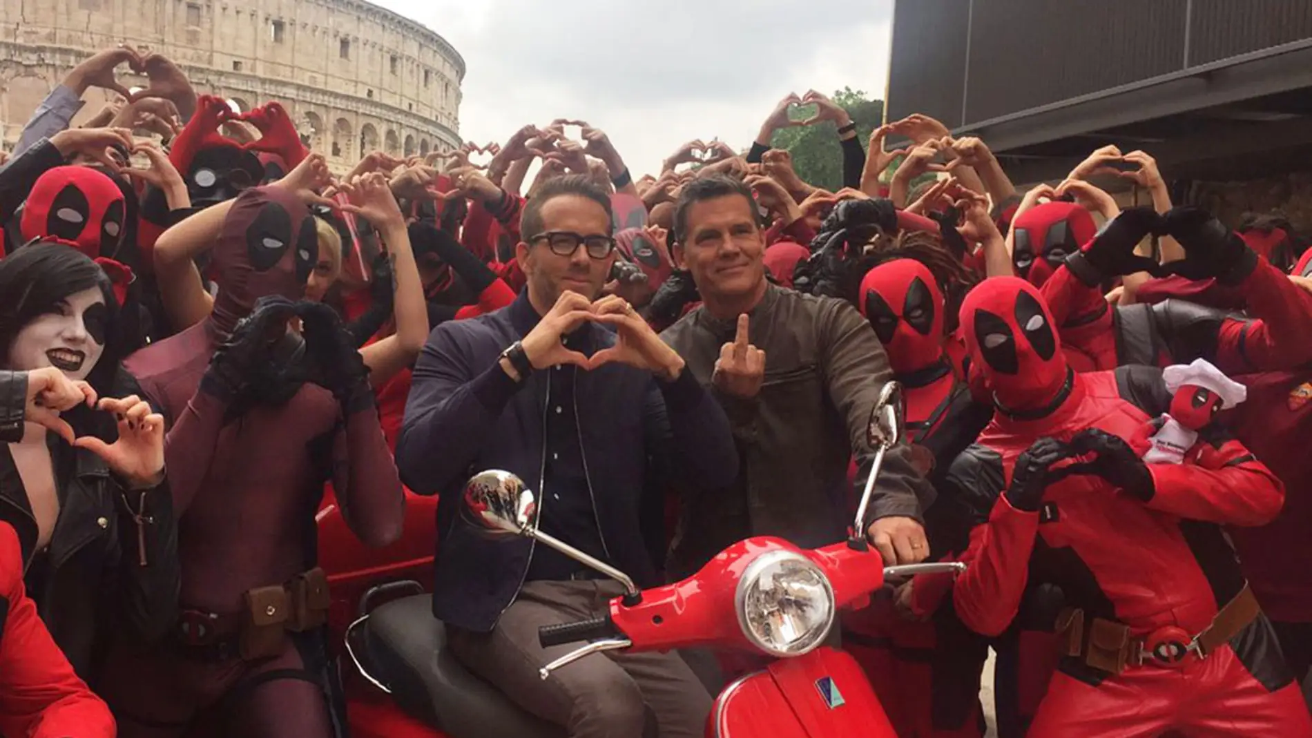 Ryan Reynolds y Josh Brolin, juntos en Roma