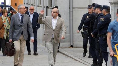 Los exmiembros de la Mesa del Parlament procesados por el Supremo esgrimen su inmunidad parlamentaria