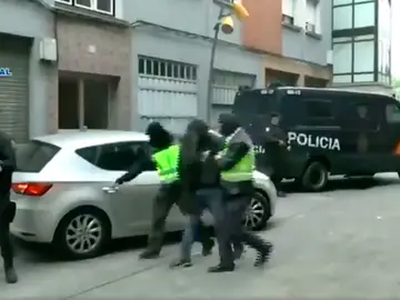 Detenidos cinco yihadistas en España y Marruecos por impulsar la estrategia de atentados de Daesh Detenidos cinco yihadistas en España y Marruecos por impulsar la estrategia de atentados de Daesh