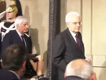 Mattarella propone un Gobierno neutral que desbloquee Italia hasta diciembre Mattarella propone un Gobierno neutral que desbloquee Italia hasta diciembre