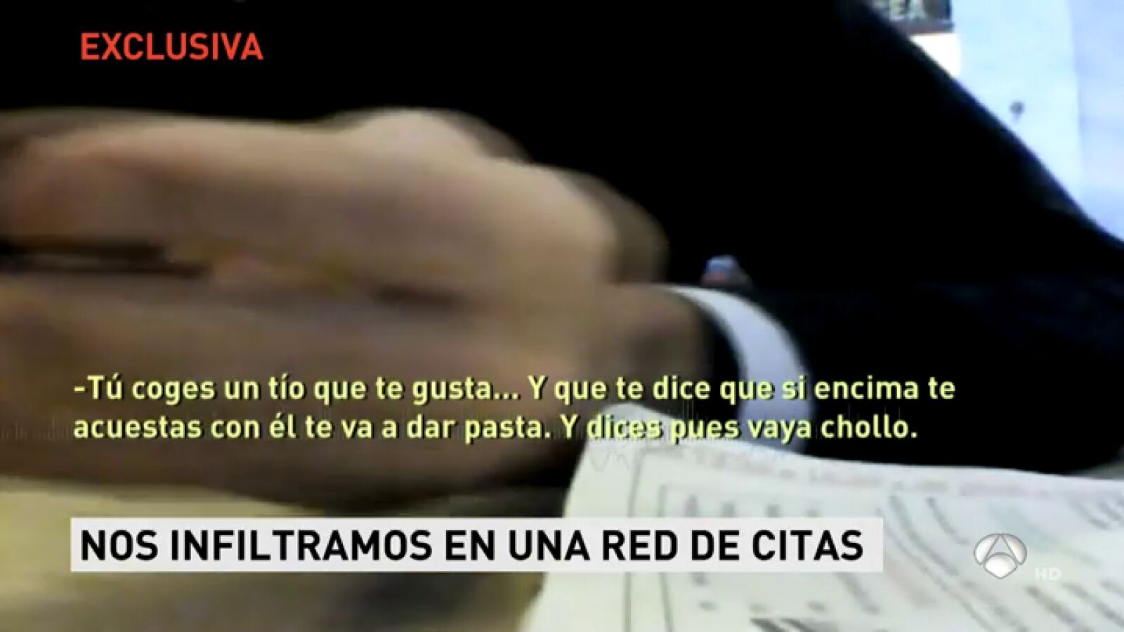 Antena 3 Noticias se infiltra en una web donde chicas jóvenes ofrecen su cuerpo a cambio de dinero para pagarse los estudios
