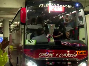 Así de contento dejaba el Atlético de Madrid el Stade de Lyon tras ganar la Europa League