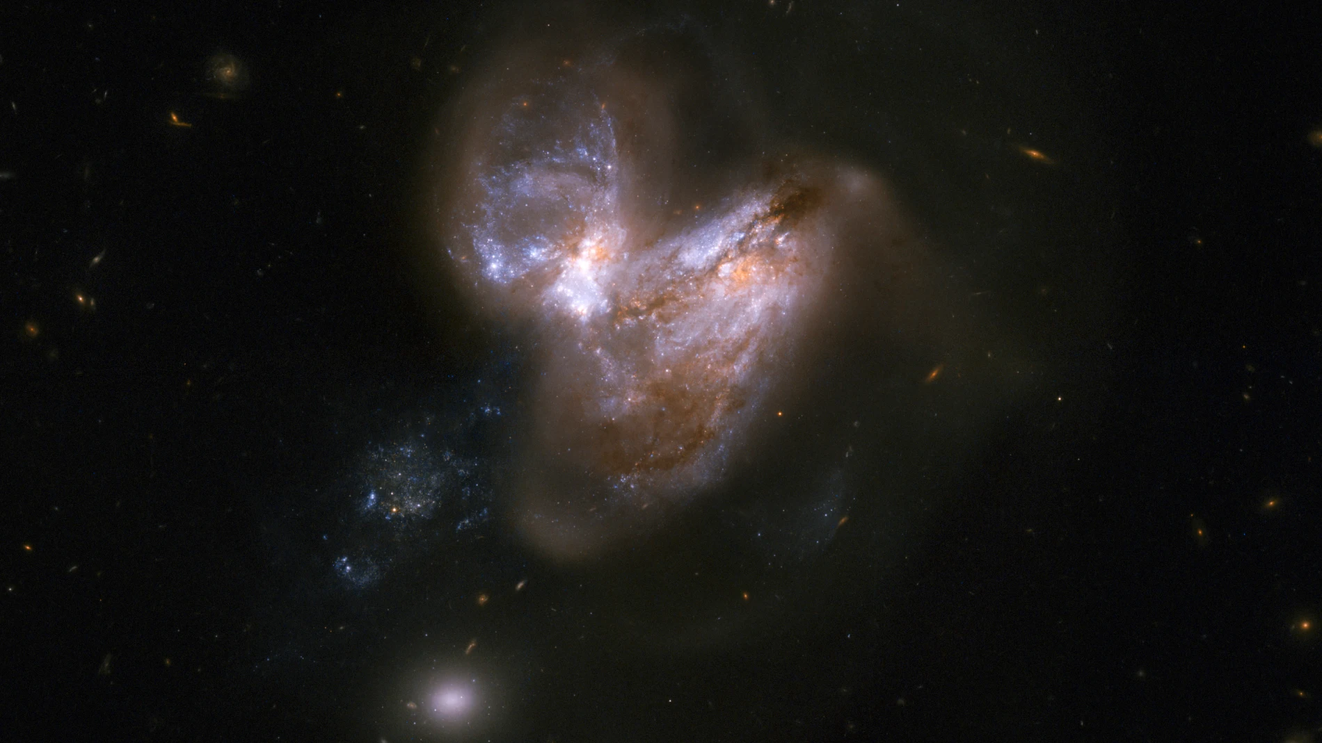 Un gigantesco flujo de gas generado por explosiones de supernova Un gigantesco flujo de gas generado por explosiones de supernova