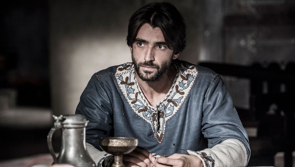 Aitor Luna da vida a Arnau Estanyol