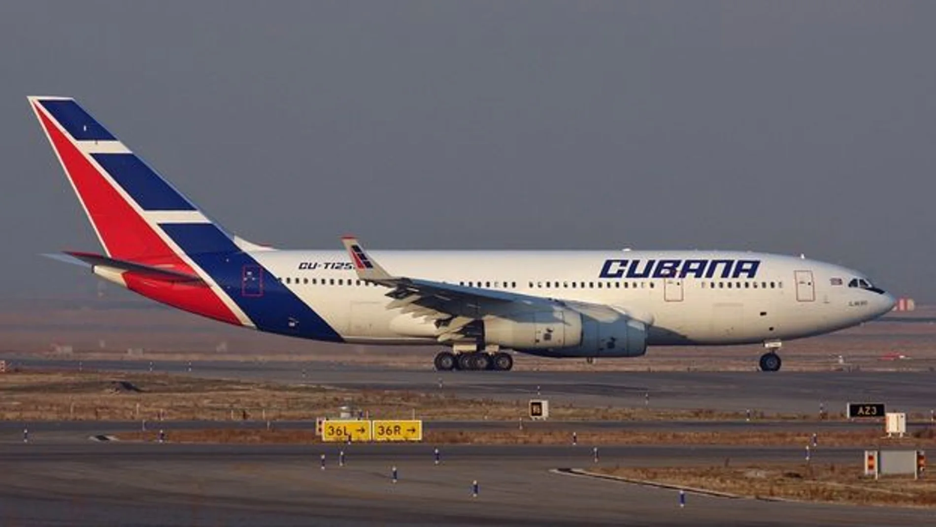 Avión de la compañía Cubana de Aviación Avión de la compañía Cubana de Aviación