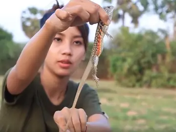 La youtuber que comía animales La youtuber que comía animales