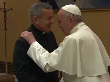 Un total de 34 obispos chilenos presentan su renuncia ante el papa Francisco por los casos de abusos sexuales Un total de 34 obispos chilenos presentan su renuncia ante el papa Francisco por los casos de abusos sexuales